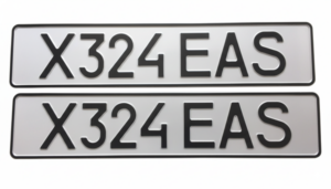 номер англии на белом фоне